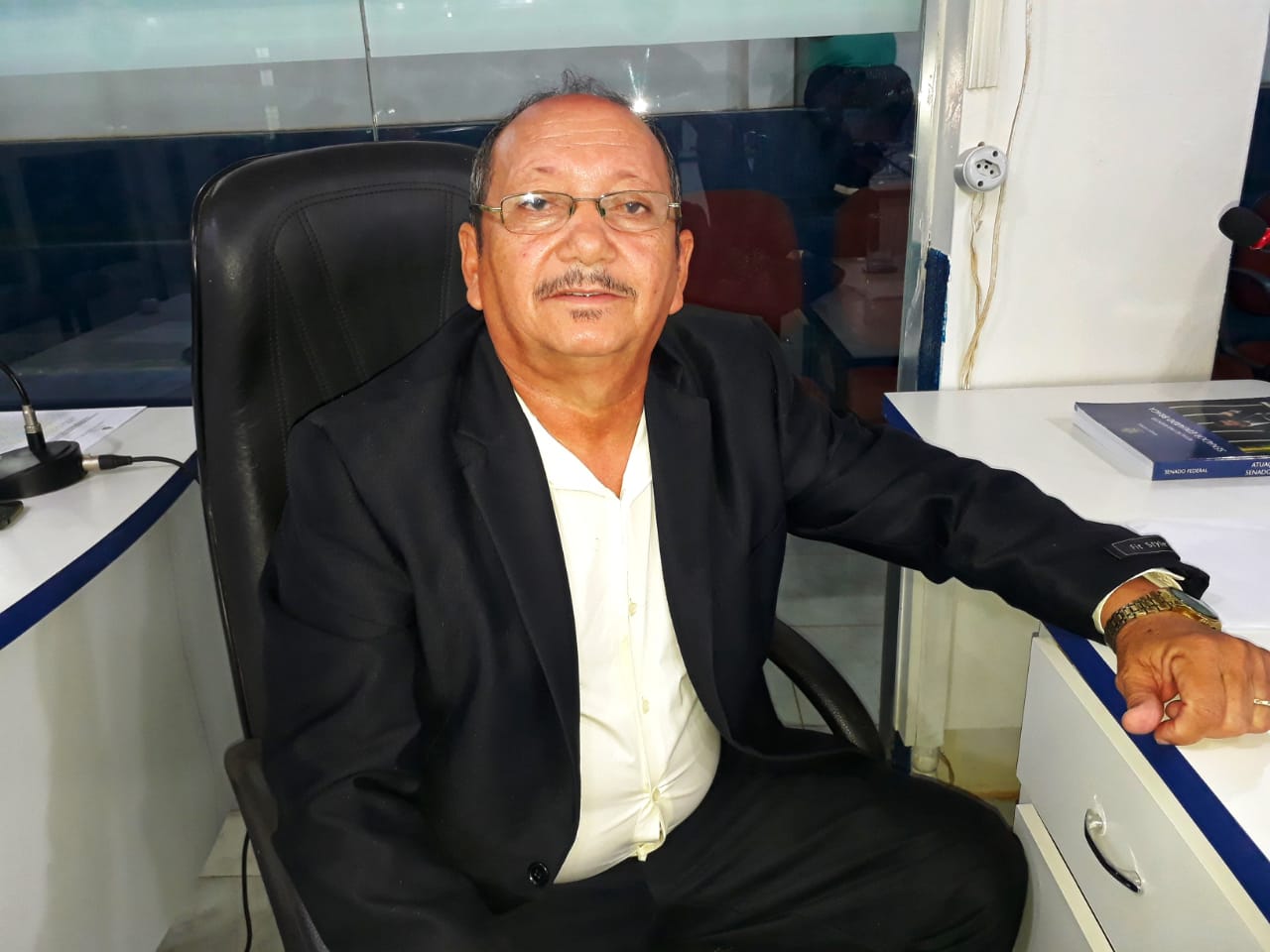 Vereador Edmilson Furtado pede ampliação da rede de água encanada na translago